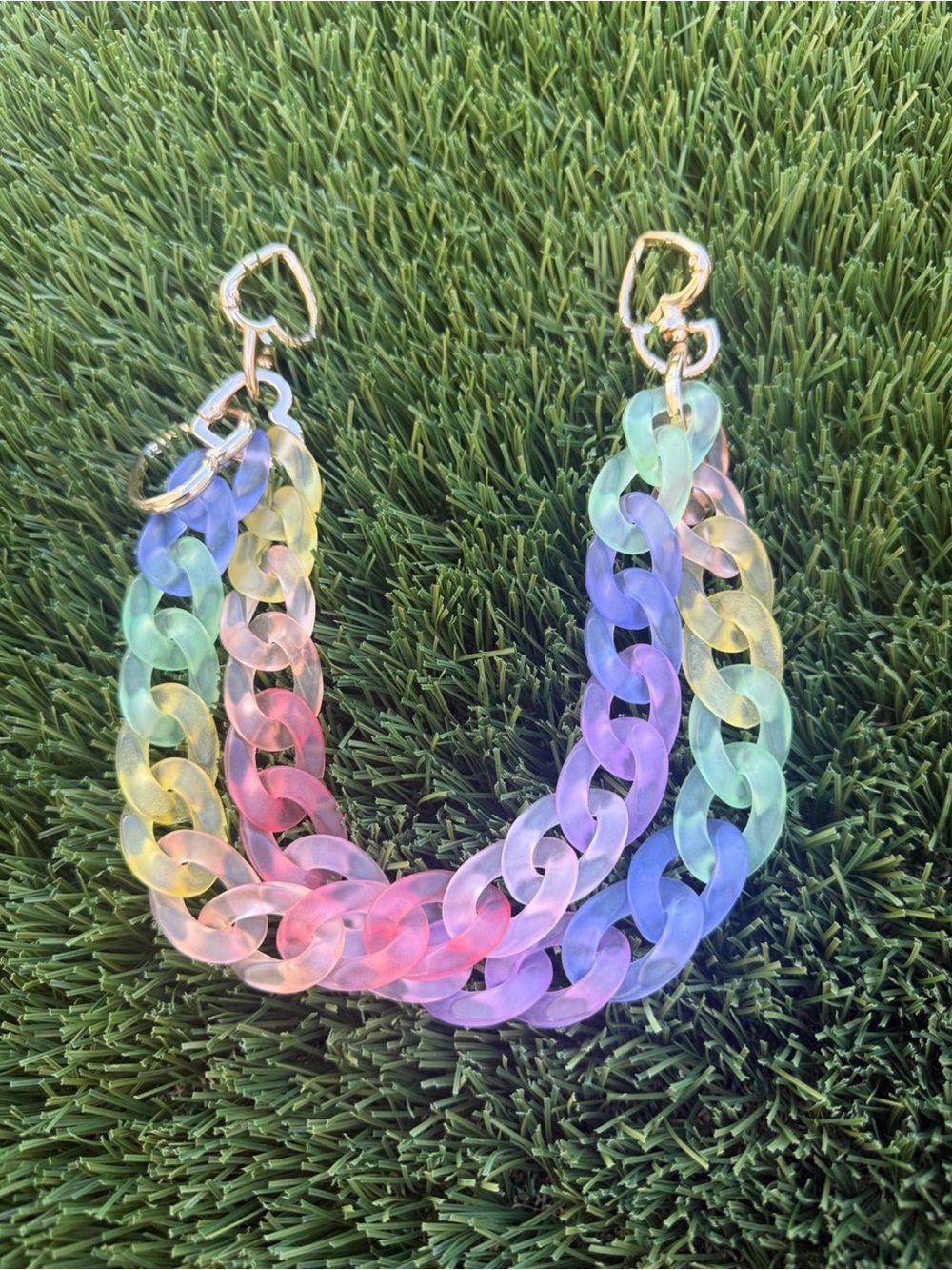 Novelty Strap| Bag Strap| Frosted Matte Rainbow Acrylic| Chain Link| Heart Shape - Picture 7 of 9